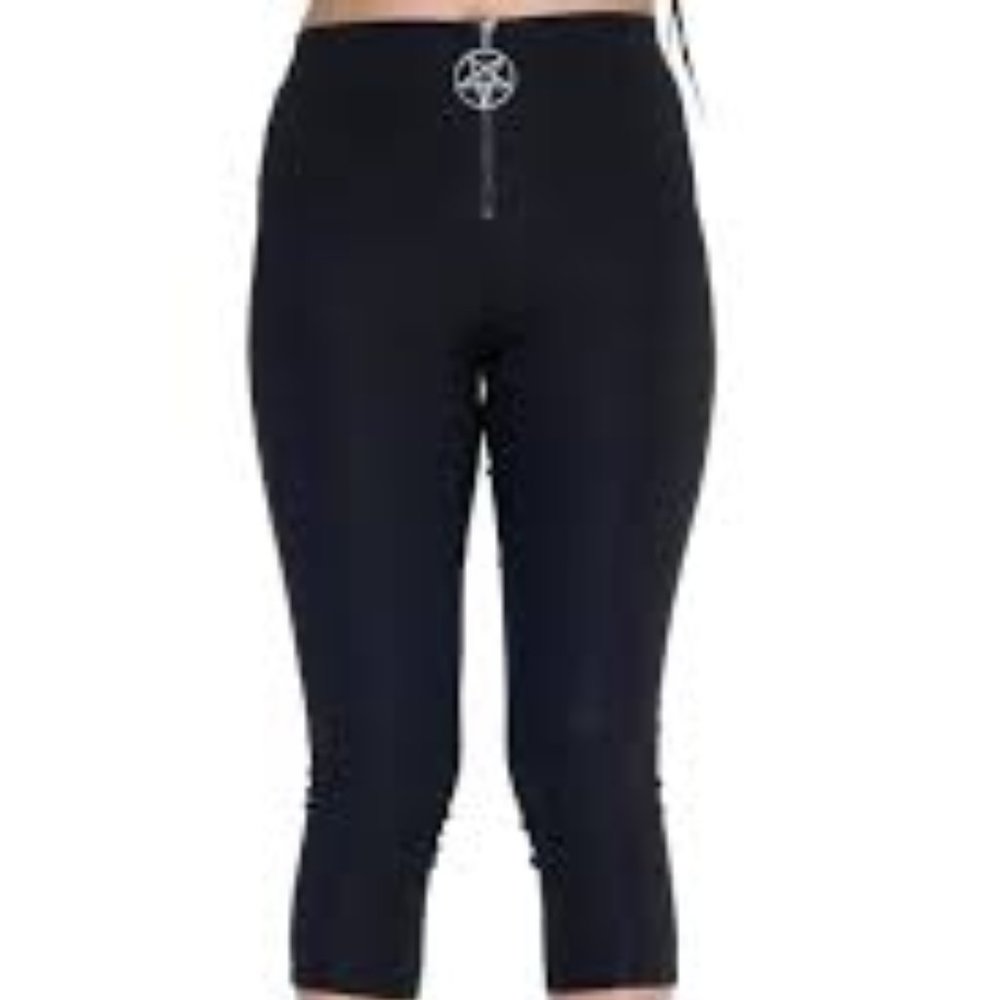 Hula Hades capri pants